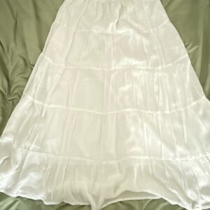 Hollister Adjustable White Women's Skirt